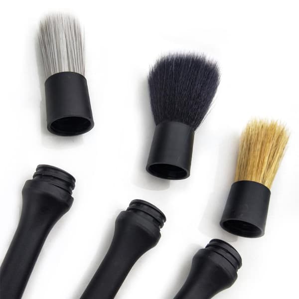 Puhdistusharjat auton sisätiloihin - 3 kpl Multicolor