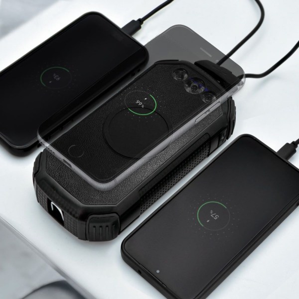 Powerbank aurinkokennolla - 20 000 mAh Black