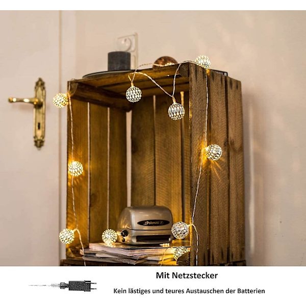 Marokkansk LED-lyslenke - 5 meter | Med strømplugg, ikke batterier | 50 LED-lys, varm hvit | Kuler, orientalsk | Dekorasjon, sølv