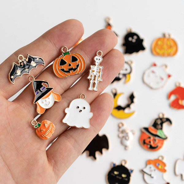 24 st Halloween-dekorationer i guldpläterad emalj, charm-berlocker för DIY-smycken, halsband, armband, örhängen, DIY-smyckestillbehör