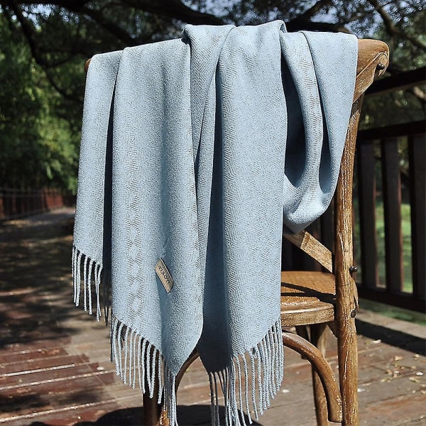 Sommertørklæde Et overdimensioneret langt lyst linned strandgazesjal Blå og grå Blue and gray