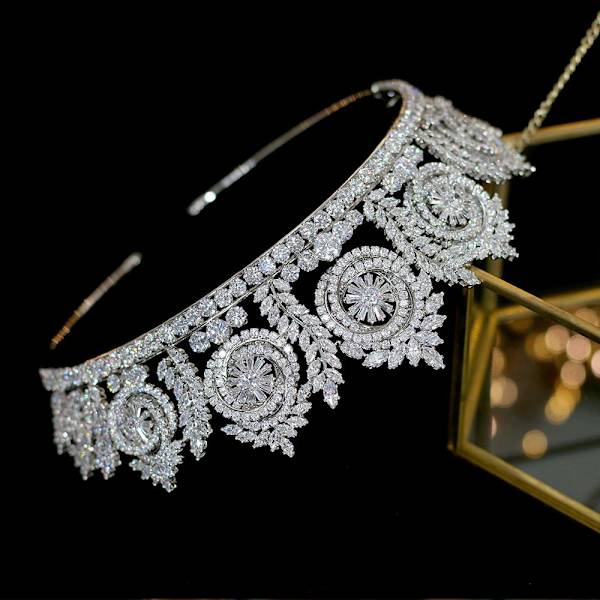 Elegant Zirkon Brudkronor och Tiaror för Kvinnor Silver Kubisk Zirkon Bröllopshuvudbonader Håraccessoarer CZ Fest Bal Hårsmycken