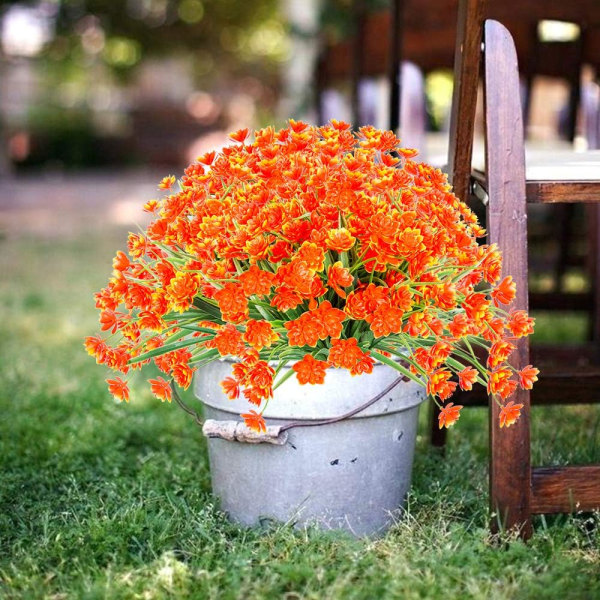 Konstgjorda Påskliljor, Falska Stora Blommor, 4 Paket Orange UV-Resistenta Konstgjorda Gröna Växter Buskar för Trädgård, Bröllop