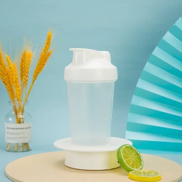 Blender Shaker-flaske med klassisk løkketop og rustfrit stålpiskerkugle - perfekt til proteinshakes og før træning (Klar krop - 473 ml, Hvid/Klar)