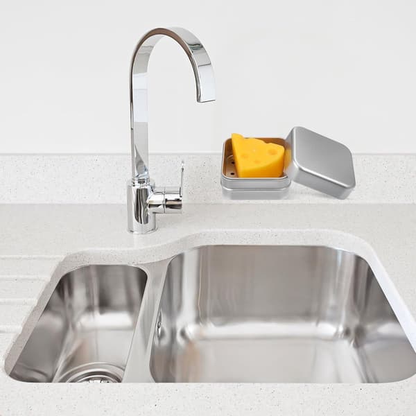 Kompakt resetvålkopp i aluminium med lock och dräneringsbricka för badrum, gym och utomhusbruk, silver, 2-pack, 8 x 8 x 3,9 cm
