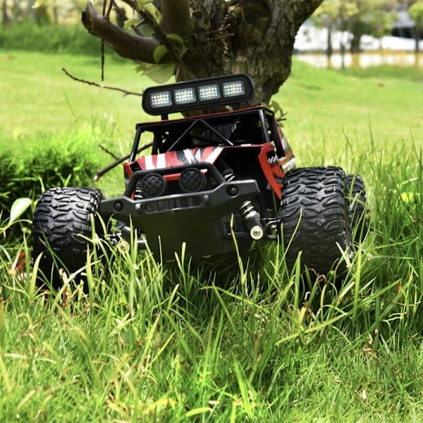 Kauko-ohjattava auto, 1:16 RC-auto LED-valoilla, 2,4 GHz korkea_RY