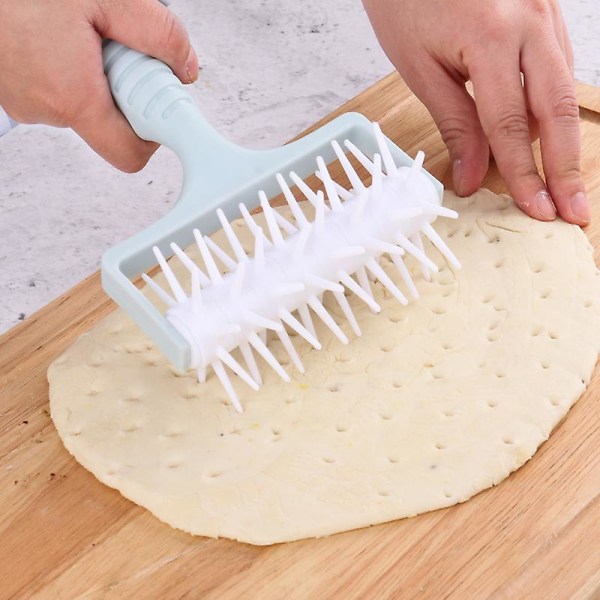 Pizzahålslagare Handhållen Hemmakök Kakrulle Brödnål Bakverk Pajtillverkningsverktyg (1 st, Grön)