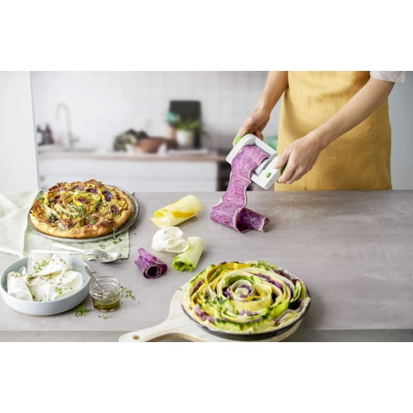 Veggie Sheet Slicer on innovatiivinen hedelmä- ja vihannesleikkuri, jolla voit tehdä ohuita viipaleita.