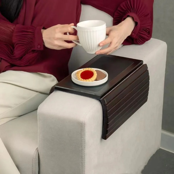 Bambussofaarmbakke - Nyopgraderet lille tv-sidebord til din sofa - Ideel kopholder, drikkeunderlag og fjernbetjening