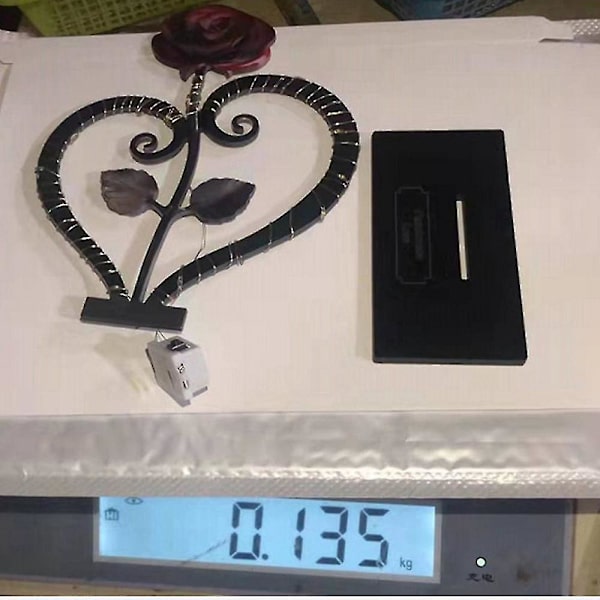 Metall Rose Hjerte Lysestativ Med Lys Valentinsdag Gave (c)