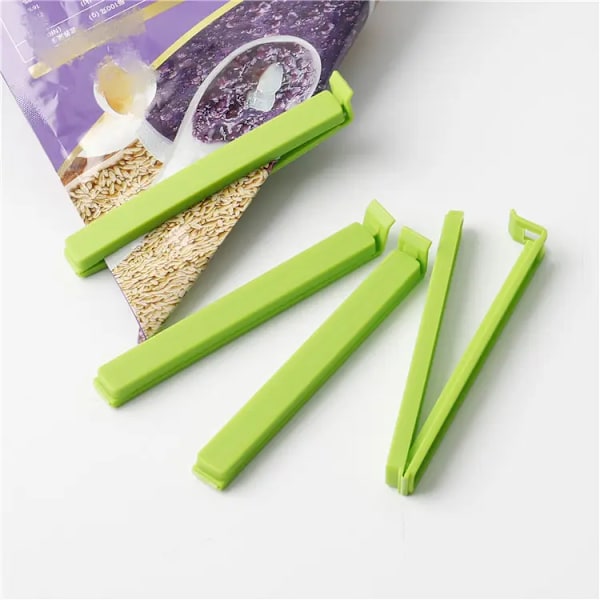 4 st Plastpåse-klämmor för Matpaket, Böjd Design Tätningsklämmor för Mat, Kök och Hem (2,9 tum)4