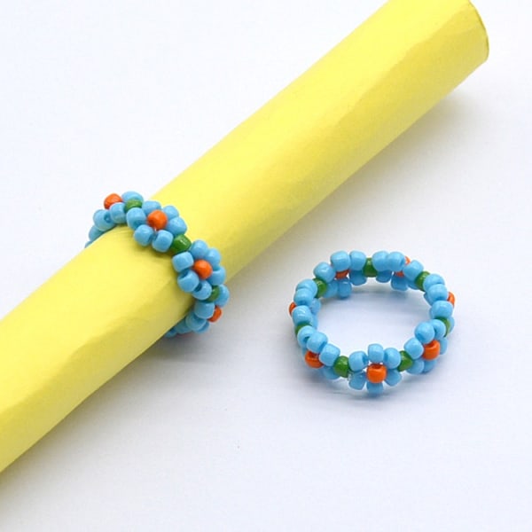5 st färgglada pärlade Daisy Flower Stretch Ringar Set Handgjorda Frö Pärlor Flerfärgade Justerbara Elastiska Flera för Kvinnor Flickor Sommar