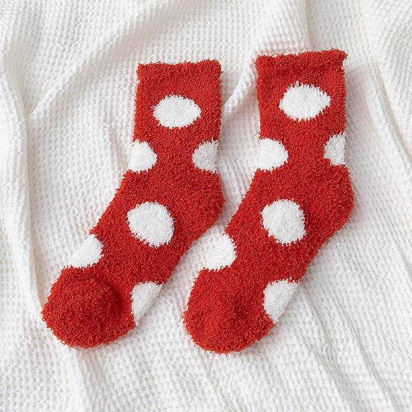 Fuzzy tofflor för damer, varma och fluffiga vintersockor, tjocka mjuka sovstrumpor med prickar (4 par)