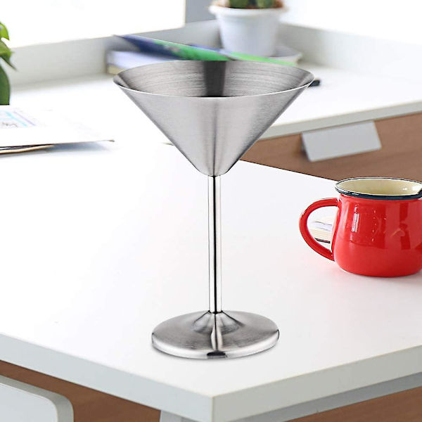 Ruostumattomasta teräksestä valmistettu martiniglasi, martini cocktail -lasit, metallinen viinilasi martinicup samppanjapikari kotibaariin ravintolaan