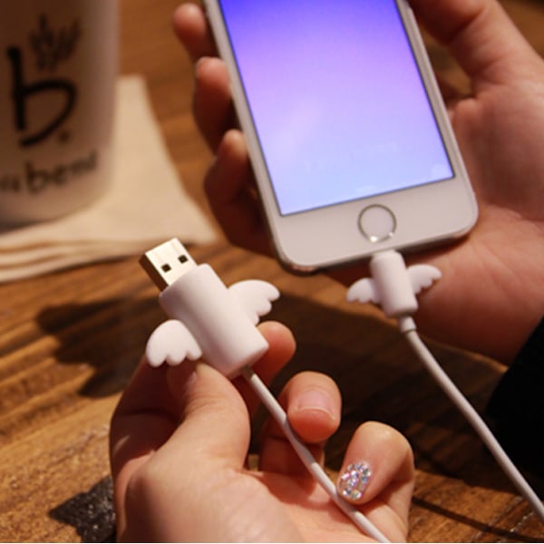 Angel Kabelbeskytter Winder Sød Tegneserie Beskyttelsesdækning Beskyttelsesdækning Trådarrangør Bid Spændeholder til iPhone Hvid
