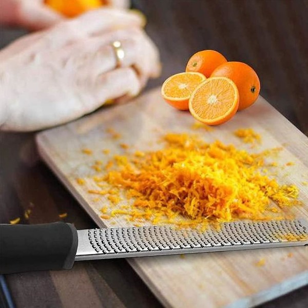 Ostehøvel, Langt Rivejern i Rustfritt Stål, Skreller i Rustfritt Stål, Potethøvel, Ostehøvel - Med Skarp Blad i Rustfritt Stål, Fo