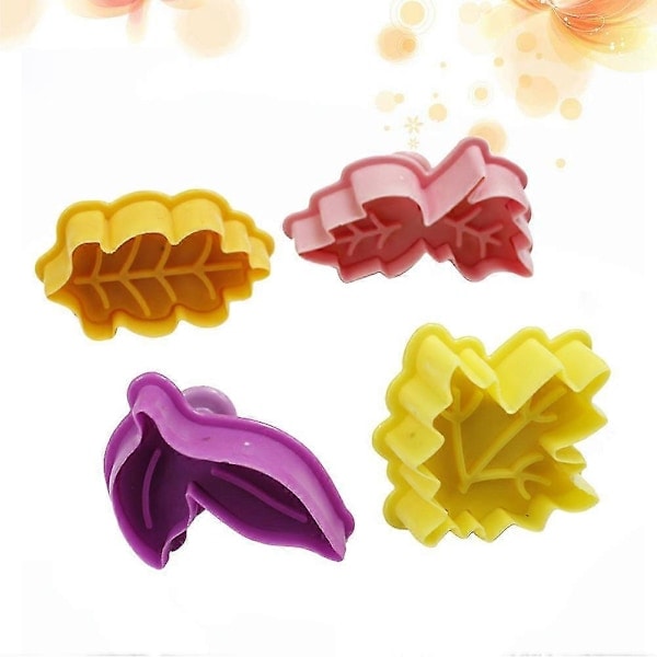 RYI)4 stk. 3D Løvserie Fondant Biscuit Cutters Bageform Kageform Cupcake Dessert Chokoladeform (tilfældig farve)