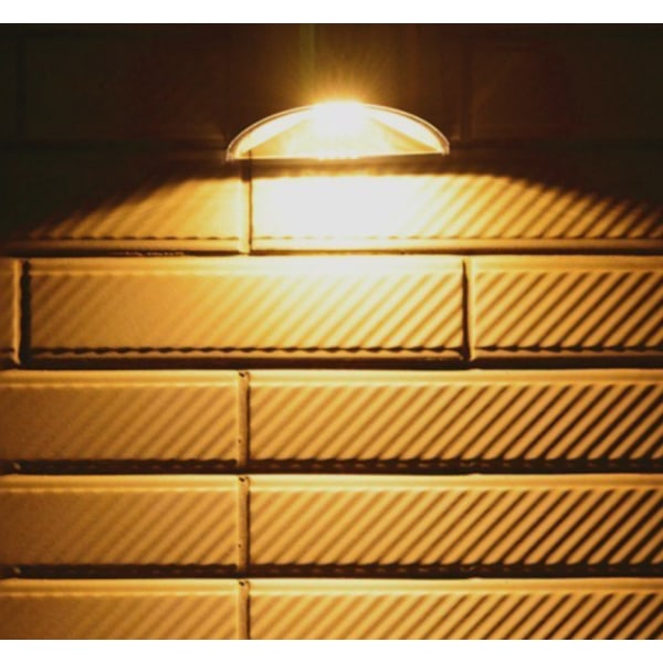 4 stk Solcellelampe Utendørs Solcelle Vegglampe Rustfritt Stål Vanntett Gjerdelys 4LED Hagehage Landskapsvegglampe IP65, Varmt Lys, 4 stk