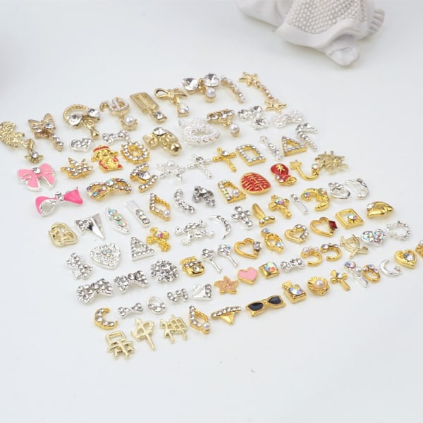Nail Charms for akrylnegler med kunstnegleedelstener og rhinestones Naillegeringssmykker blandet med diamantinnlegg