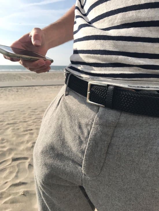 Elastiskt flätat bälte för män, stretchvävt vardagsbälte med stiftspänne, nickelfritt, 110 cm, svart marinblå grå, 3-pack med nyckelfodral