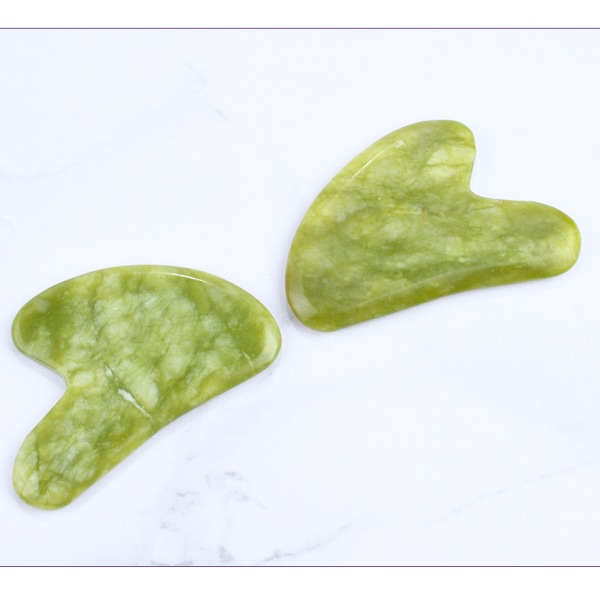 Hjärta Gua Sha skrapande massageverktyg, äkta grön jadesten Gua Sha-bräda för avslappning av hela kroppen, naturlig triggerpunkt för djupvävnadsterapi
