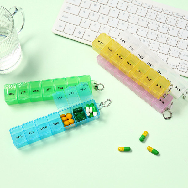 Bärbar genomskinlig Pill Box 7 Fack Dispenser Organizer Vecko Pill Box Individuell påminnelse Pill boxar i plast