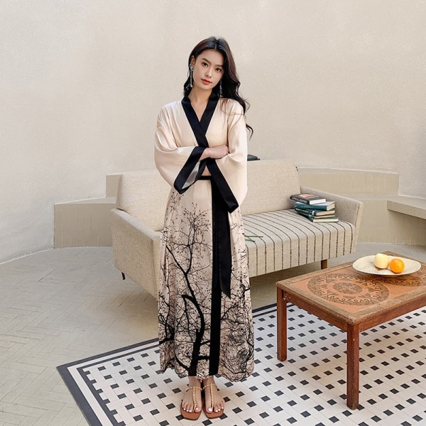 Naisten kukkakuvioinen pitkä kimonoviitta Pitkä satiinitakki Pitkä silkkitakki Naisten kimonot silkkinen kylpytakki Cover Up, one size