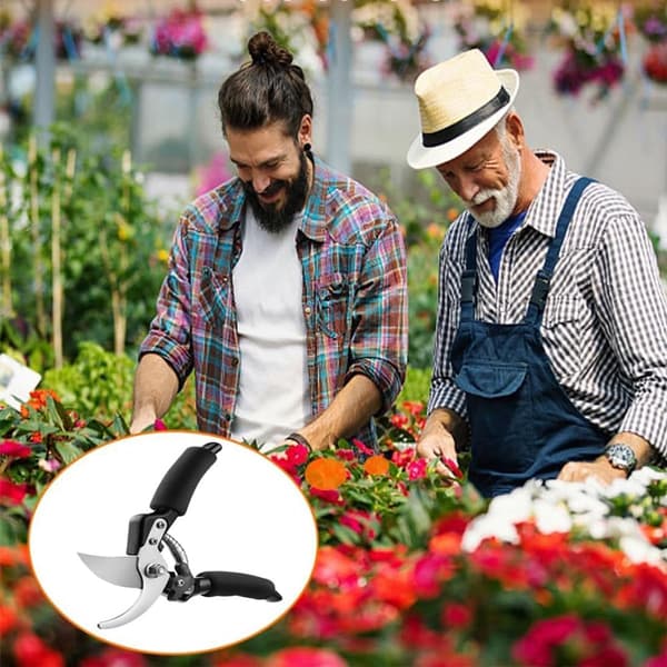 Titanium trädgårdssax med 3Cr13-stålblad, 19 mm skärkapacitet, 2-stegs öppning, halkfritt grepp för häckar, blommor och grenar