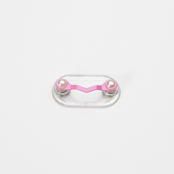 Magnetisk Glasögonhållare, Namnskylt, Badgehållare, Unisex, Tillverkad i USA (Rosa med Pärlor)