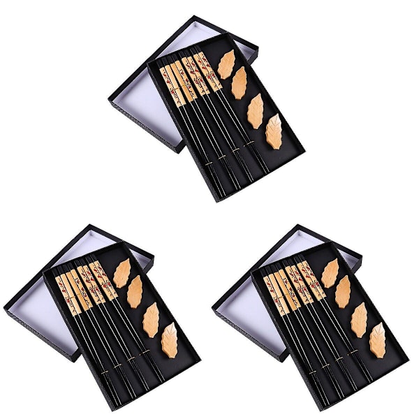3 Sarjaa Puuaterimia 4 Paria Tikkuja Tikkujenpidikeyhdistelmä 3 Sarjaa 24X1CM 3 Sets 24X1CM