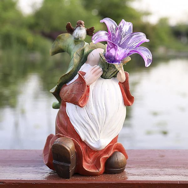 Hagegnom Statue - Resin Gnomen Figurer som Spiller Blomster - Liten med Solcelle-LED Lys, Utendørs Vårhageplen Dekorasjon, Dekorasjoner