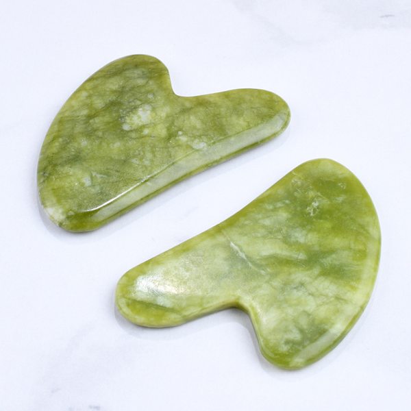 Hjerte Gua Sha Skrabningsmassageværktøj, Ægte Grøn Jade Sten Gua Sha Bræt til Afspænding af Hele Kroppen, Naturlige Triggerpunkt Dyb Vævs Terapi Værktøjer til
