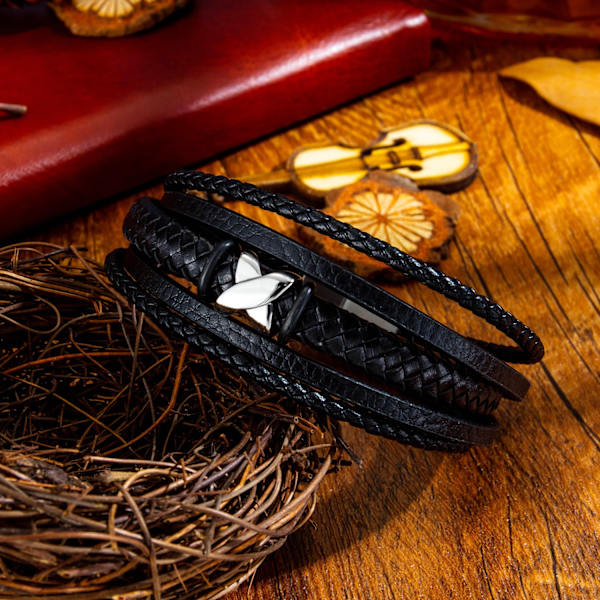 Högkvalitativt läderarmband för män [chip] | svart, magnetiskt spänne i rostfritt stål | exklusiv smyckeskrin | utmärkt presentkreativitet