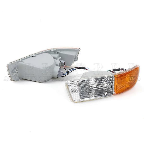 Passer til Toyota RAV4 998 - 999 bil frontfanger tåkelys blinklys All White Without left side