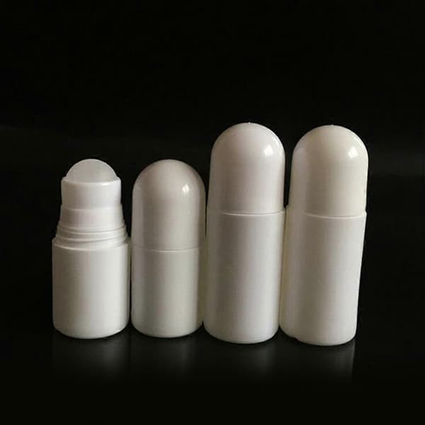 12 st 50 ml Plast Rollerflaskor för Eteriska Oljor Tomma Påfyllningsbara Roll on-flaskor Återanvändbara Läcksäkra DIY Deodorantbehållare med Plastroller