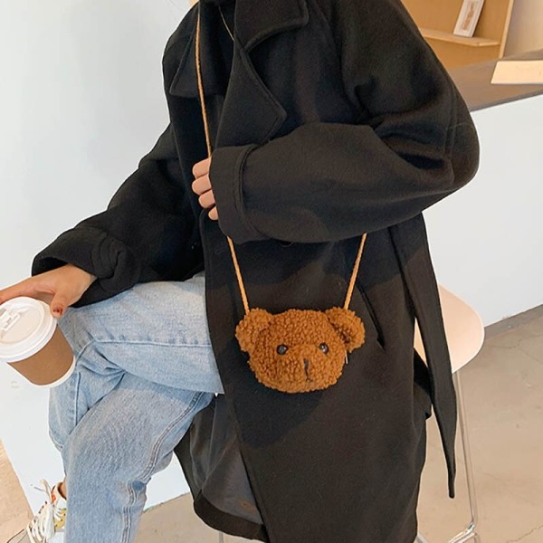 2023NY Söt björn plysch axelväska barn tecknad axelremsväska plysch crossbody-väska liten flicka plysch djur ryggsäck brown