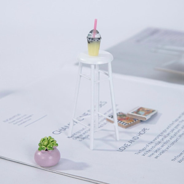 1/12 Dukkehus Tre Høyfot Liten Rund Krakk Miniatyr Dukkehus Diy Dukkehus Livsscene Dekor