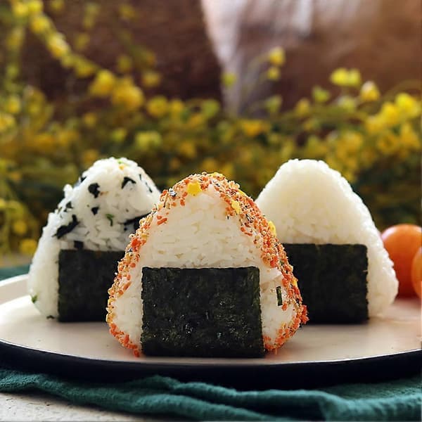 2 stk. Trekantet Sushiform Onigiri Risball Bento Press Maker DIY Verktøy