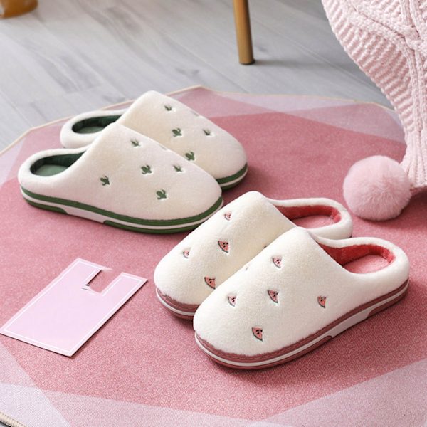 Söta Frukttofflor för Kvinnor Mjuka Varma Tofflor Gummisula Kreativa Presenter Plattforms Sandaler Päls Slides Rumsskor Purple 36-37