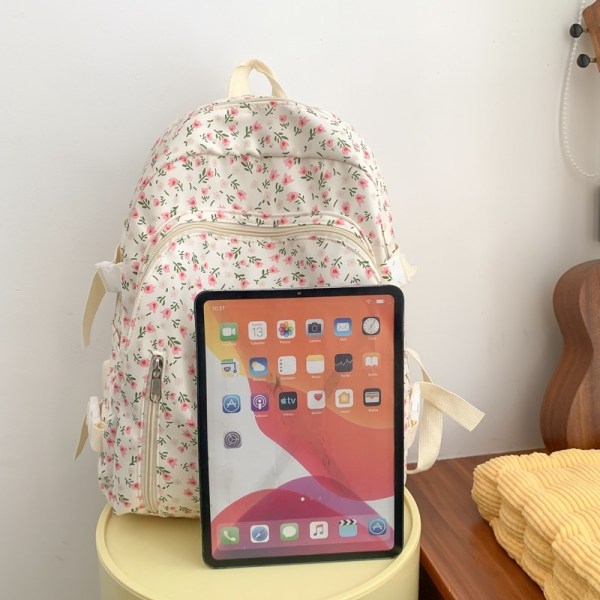 Fashionabla Kvinnor Kawaii Blommig Vattentät Laptopväska Student Dam Söt Bok Ryggsäck Kvinnlig Rese Nylon Skolväskor College Tjej tulip