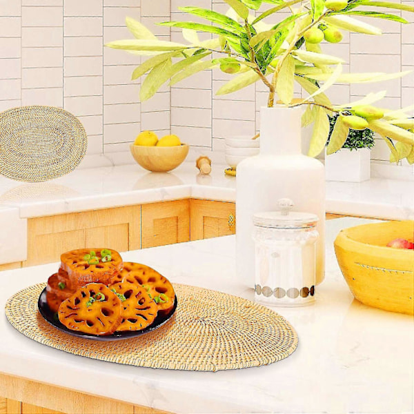 2 kpl soikea tabletti, kudottu, teetarvikkeet, sopii ruokailuun R