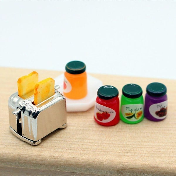 1/12 Dukkehus Mini Brødmaskin med Toast Plate Saus Miniatyr Brødrister Brødbaker Kjøkkendekorasjoner Dukkehus Mini Tilbehør