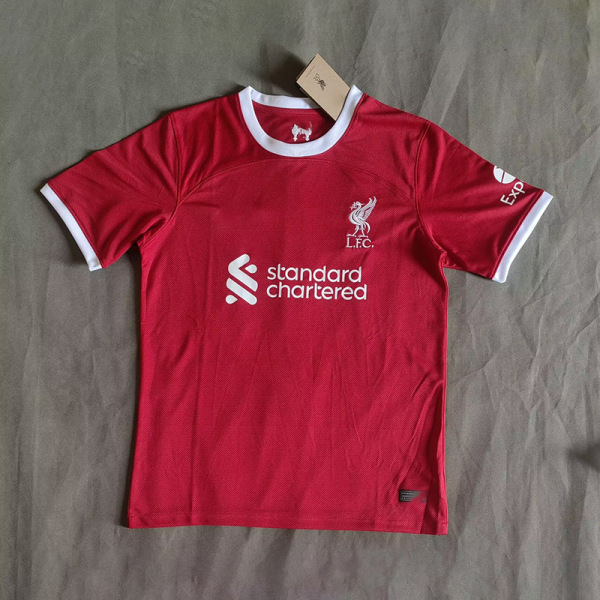 23-24 Liverpool hemmafotbollströja T-shirt M