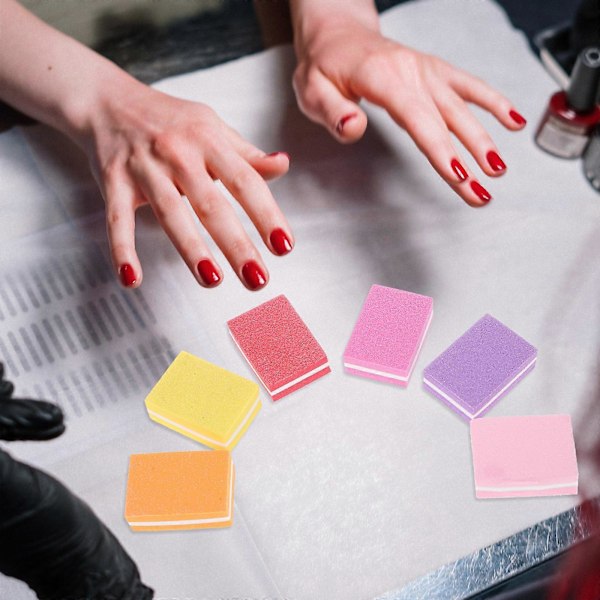 50 st Små Slipblock Nagelfilar Manikyr Slipkub Professionell Manikyr Rasp för Salong