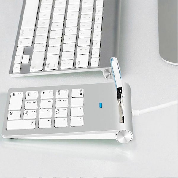 Mini USB 2.0 Numeriskt Tangentbord 18 Tangenter Digitalt Tangentbord Ultratunt Nummerblock för Dator PC Laptop