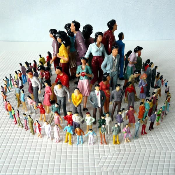 100 stk. blandede miniatyr sandmodell DIY stående figurer 2