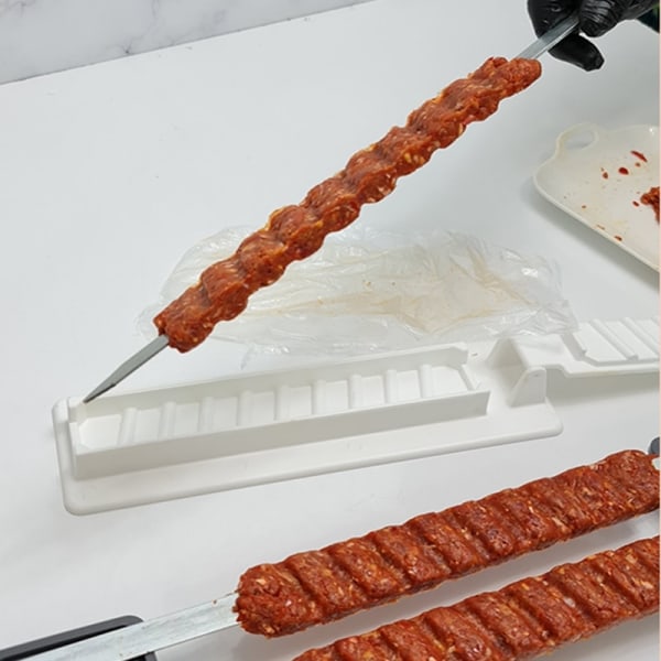 BBQ-köttspettmaskin Återanvändbar för kebabpressmaskin Grillförberedelse för kök Grill Assesories White