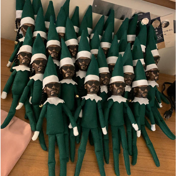 Snoop på en bøjning over jul alf pop spion på et buet legetøj green 25.4cm(height)
