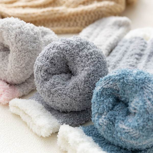 3ST Dam Fuzzy Socks Tofflor Vinter Fluffy Mysigt Varm Mjuk Aska en storlek