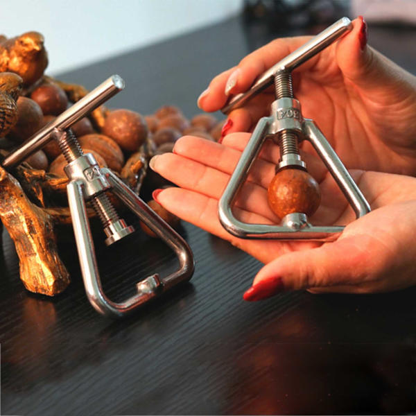 Walnut Sheller Tool Crack Nut Nutcracker Nut Avaustyökalu Keittiötarvikkeet silver